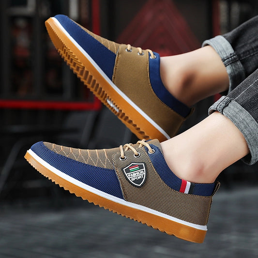 2025 nouveaux hommes toile chaussures : L’allure tranquille des hommes de goût.